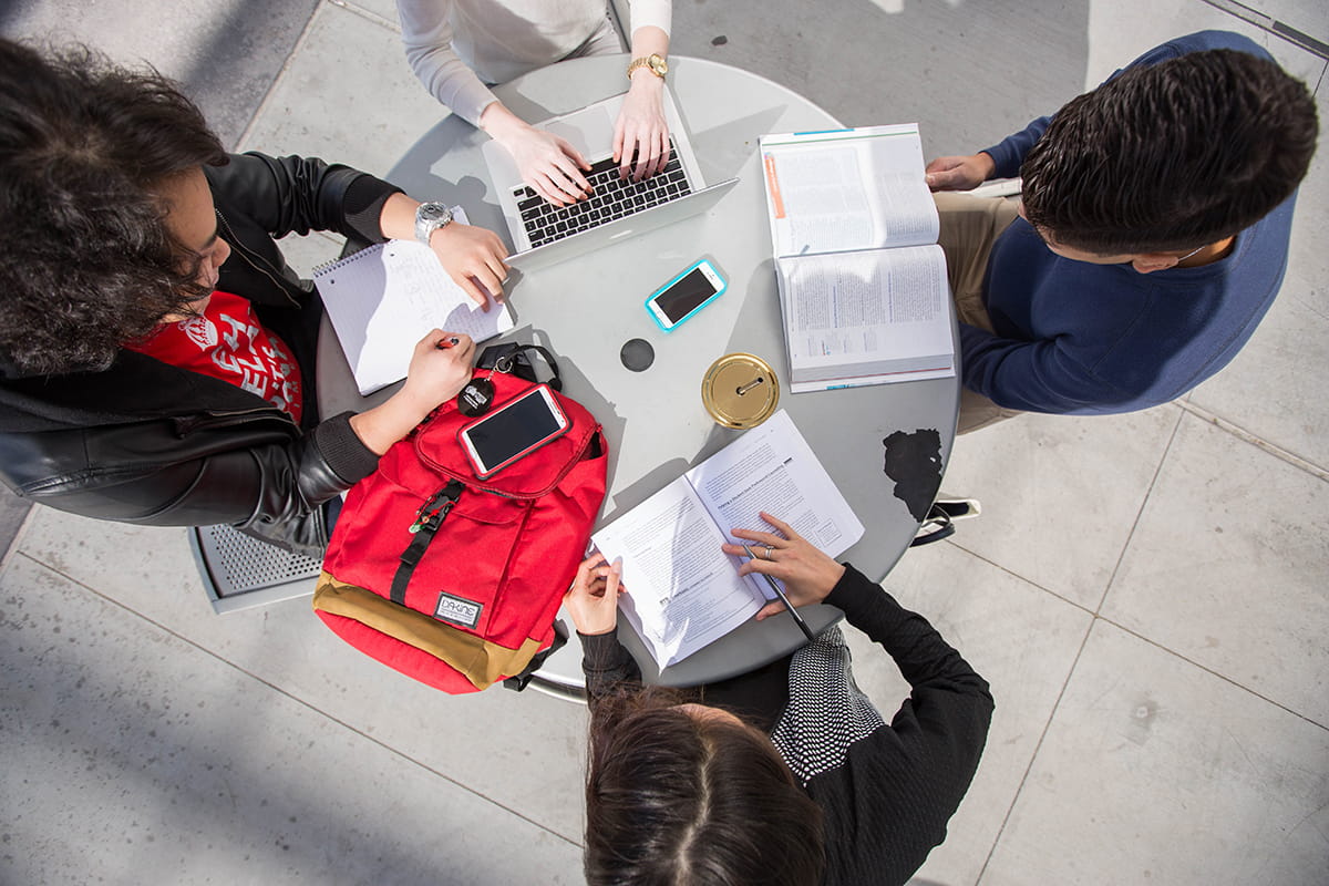 5-basic-skills-youll-need-to-survive-freshman-year-1200x800.jpg