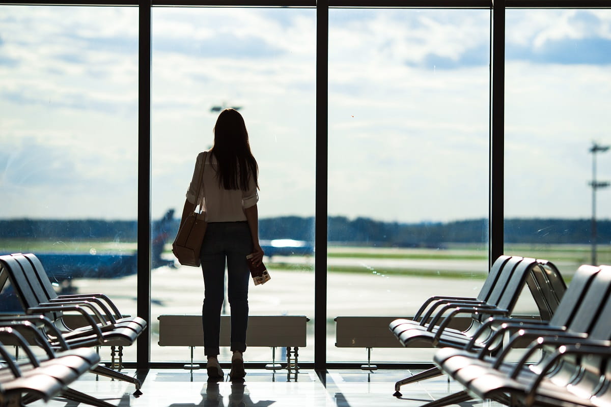 heres-how-you-can-actually-afford-to-study-abroad1200x800.jpg