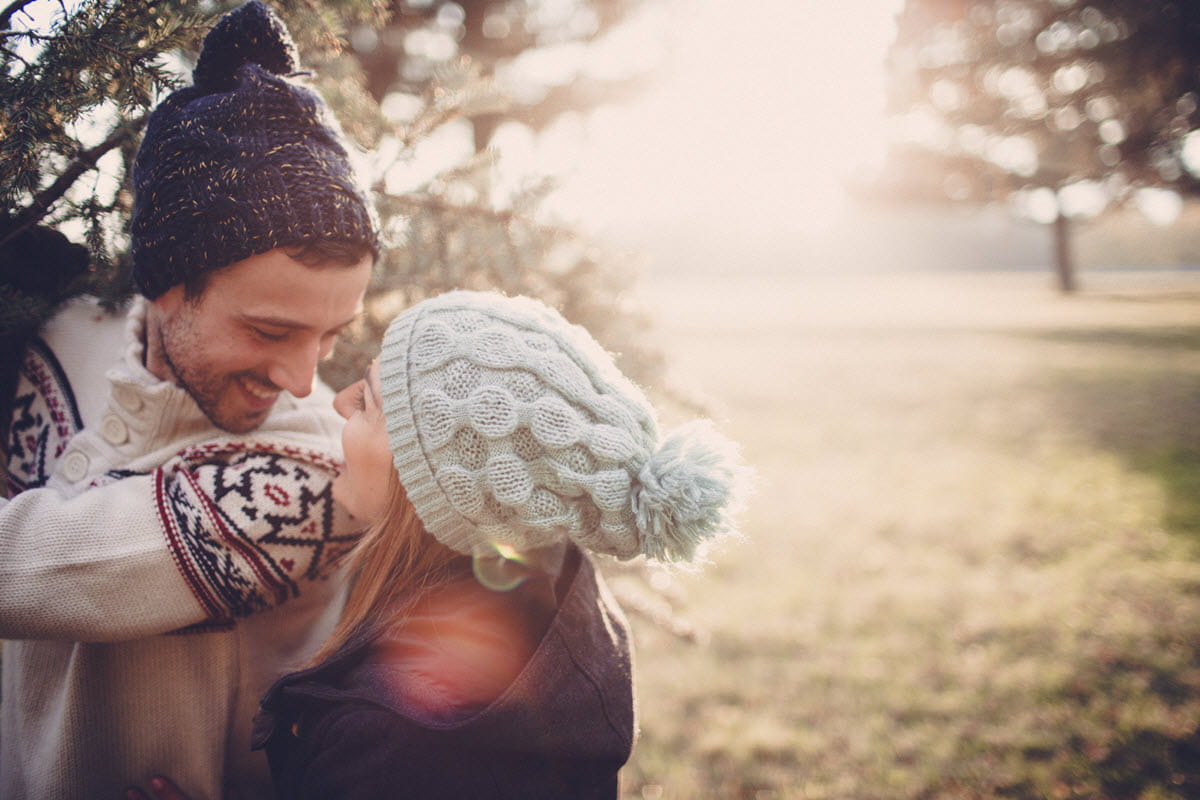 how-to-avoid-a-breakup-during-the-holidays-1200x800.jpg