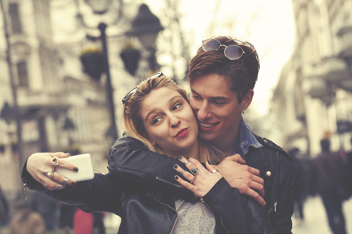 how-to-keep-your-identity-in-a-relationship-1200x800.jpg