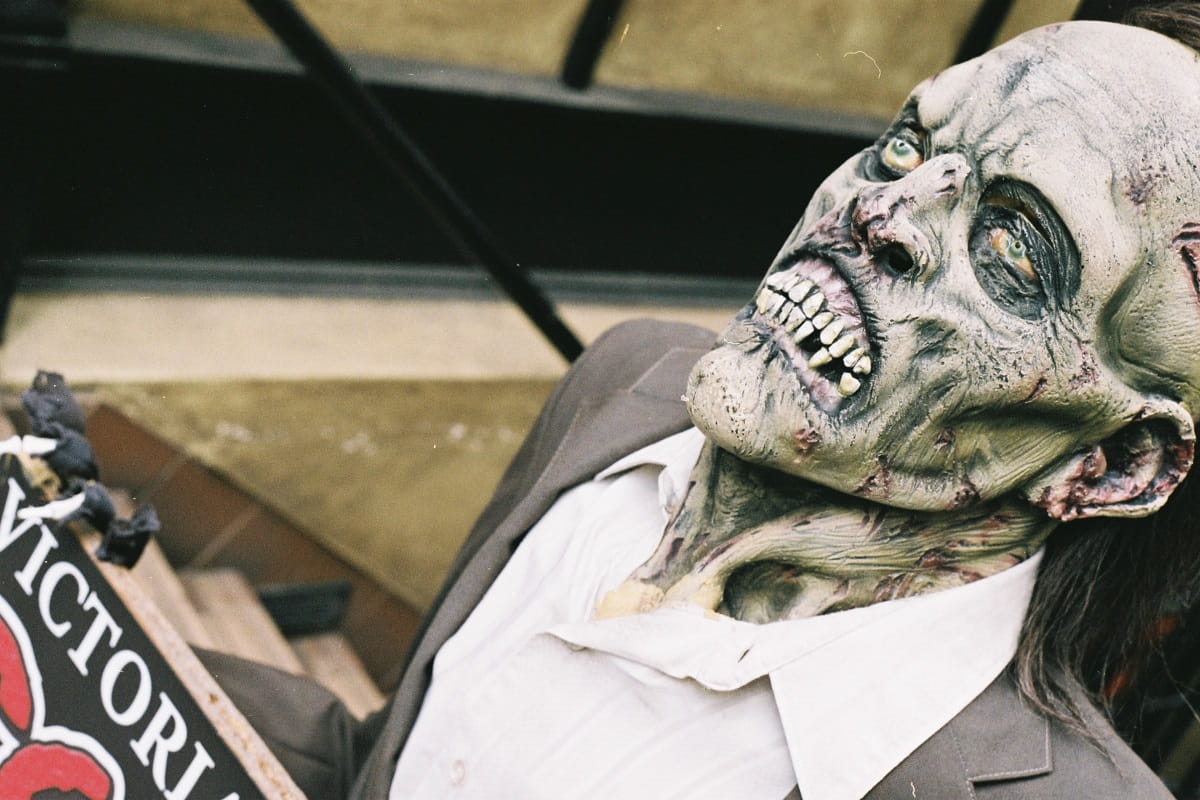 quiz-how-long-will-you-last-in-the-zombie-apocalypse1200x800.jpg