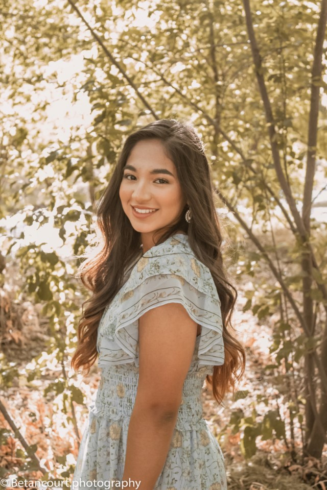 Madelyn Veliz - Scholarship Winner