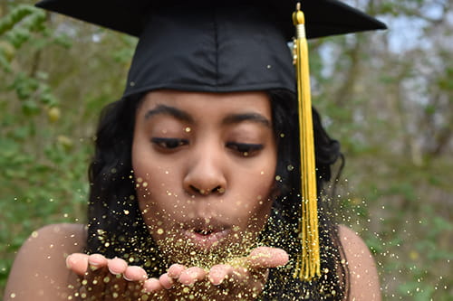 10 Things You Should Do on Graduation Day