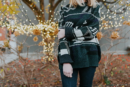14 cute and cozy sweaters youll want to wear all fall