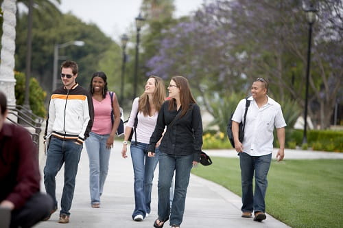 5 questions to ask on a college tour 
