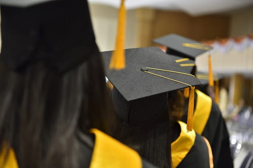 5 things all high school students need to do before graduation 