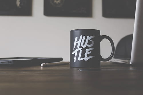 5 ways having a side hustle benefits your main career 