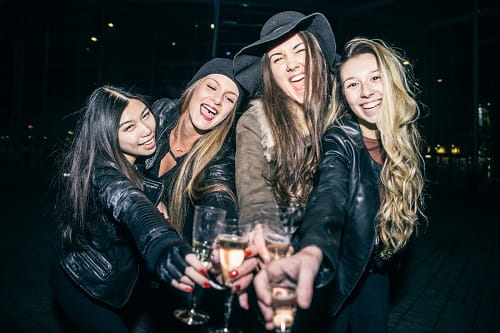 6 types of people youll meet on new years eve 