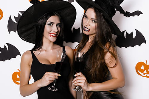7 halloween costumes you see at every college party 