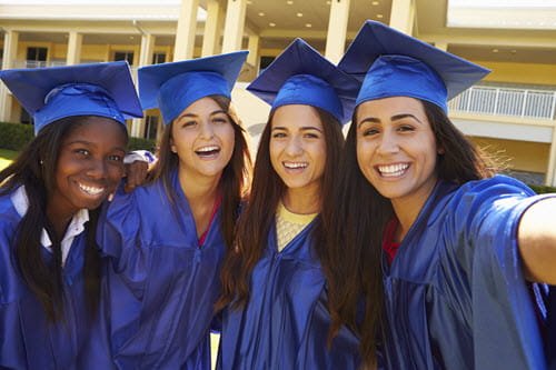 7 things all college seniors need to do before they graduate 